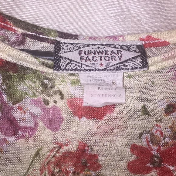 Fun wear factory unique knit floral shirt Sz L🌺 - Picture 7 of 7